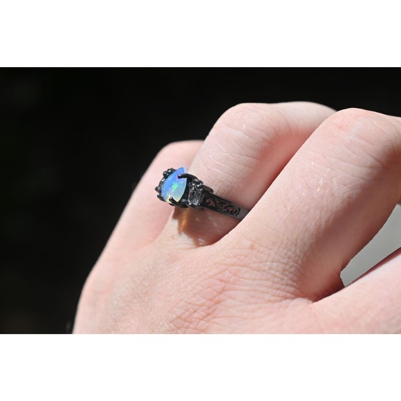 Iridescent Opal Centerpiece Ring - Multifaceted Side Stones - Unique Boho - Picture 5 of 10